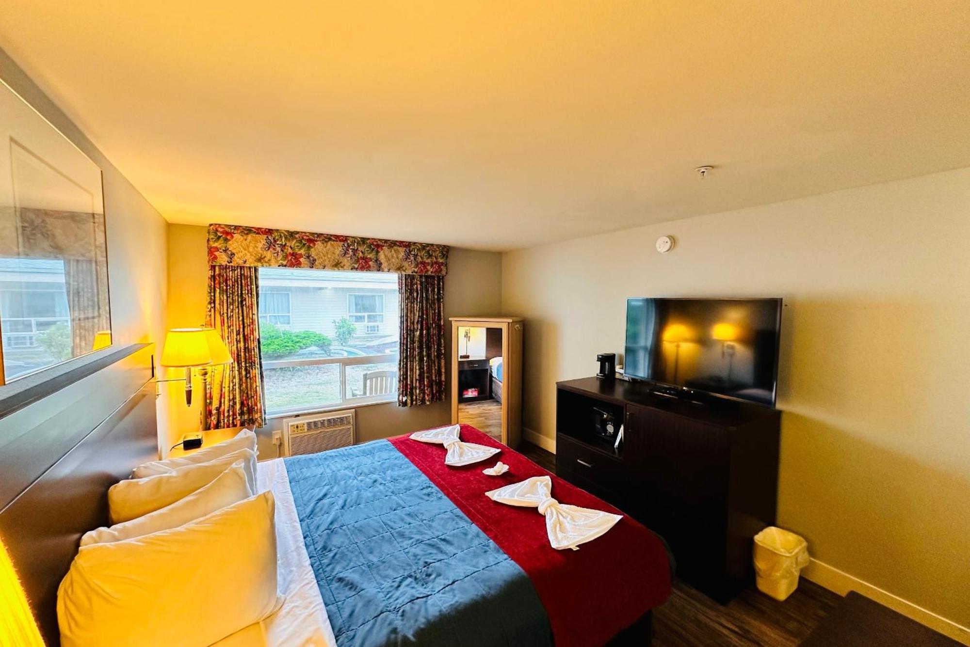 Coratel Inn And Suites By Jasper Ocean Shores Buitenkant foto