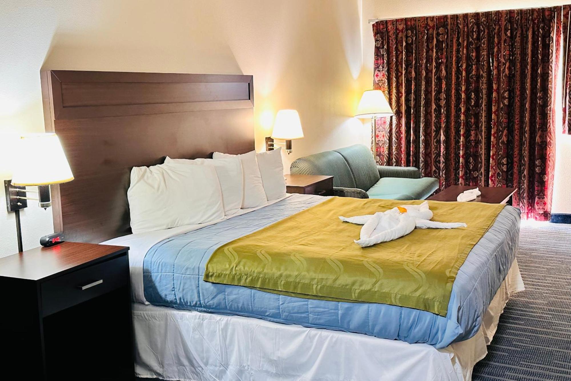 Coratel Inn And Suites By Jasper Ocean Shores Buitenkant foto