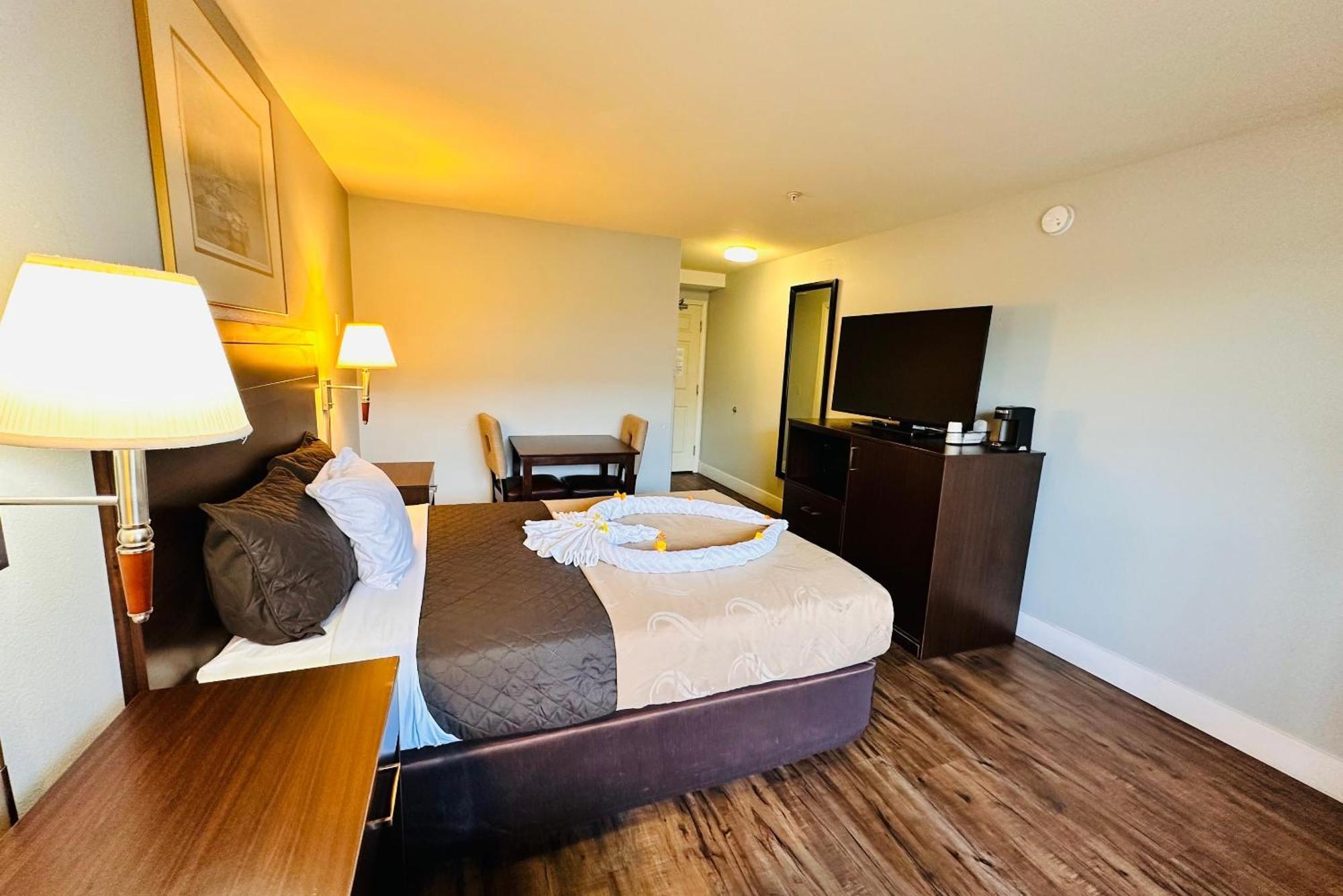 Coratel Inn And Suites By Jasper Ocean Shores Buitenkant foto